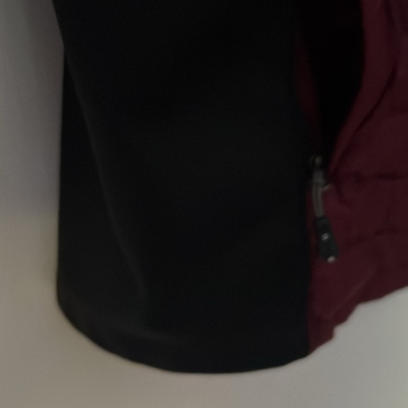 32 Degree Heat Light Weight Quilted Jacket Maroon and Black - Women’s M - Picture 12 of 16